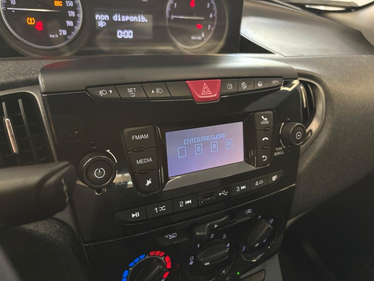 Lancia Ypsilon 1.2 69 CV 5 porte GPL Ecochic Platinum