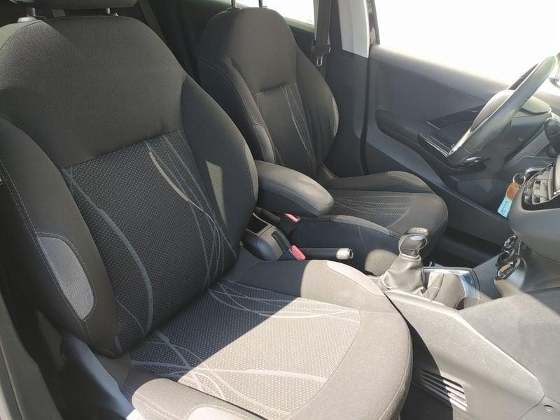 Peugeot 208 1.4 hdi Business NAV