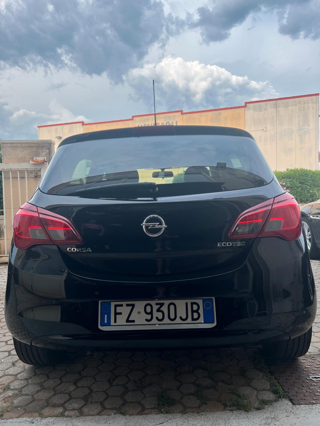 Opel Corsa 1.4 90CV GPL Tech 5 porte 120 Anniversary