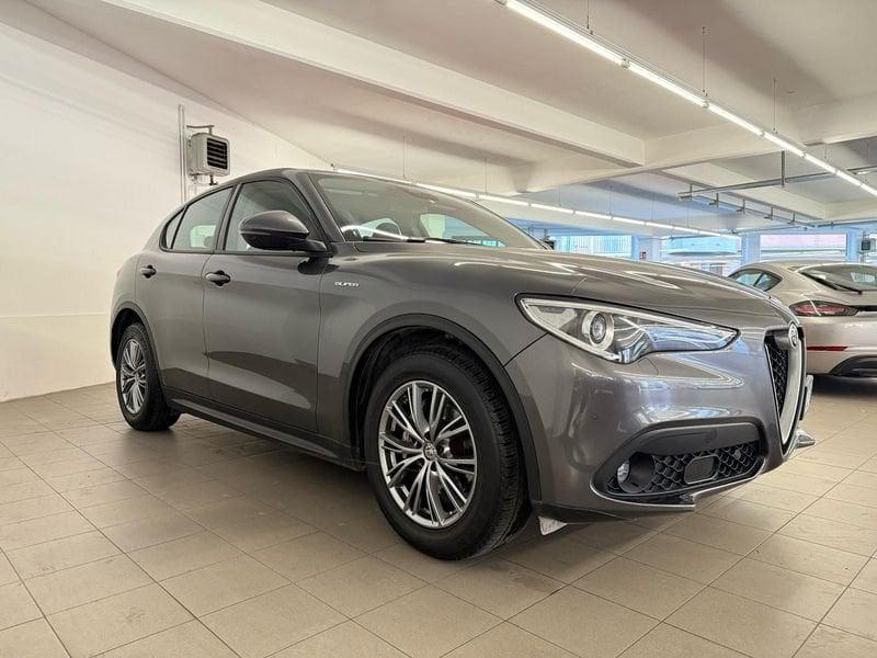 Alfa Romeo Stelvio 2.2 Turbodiesel 160 CV AT8 RWD AUTOCARRO