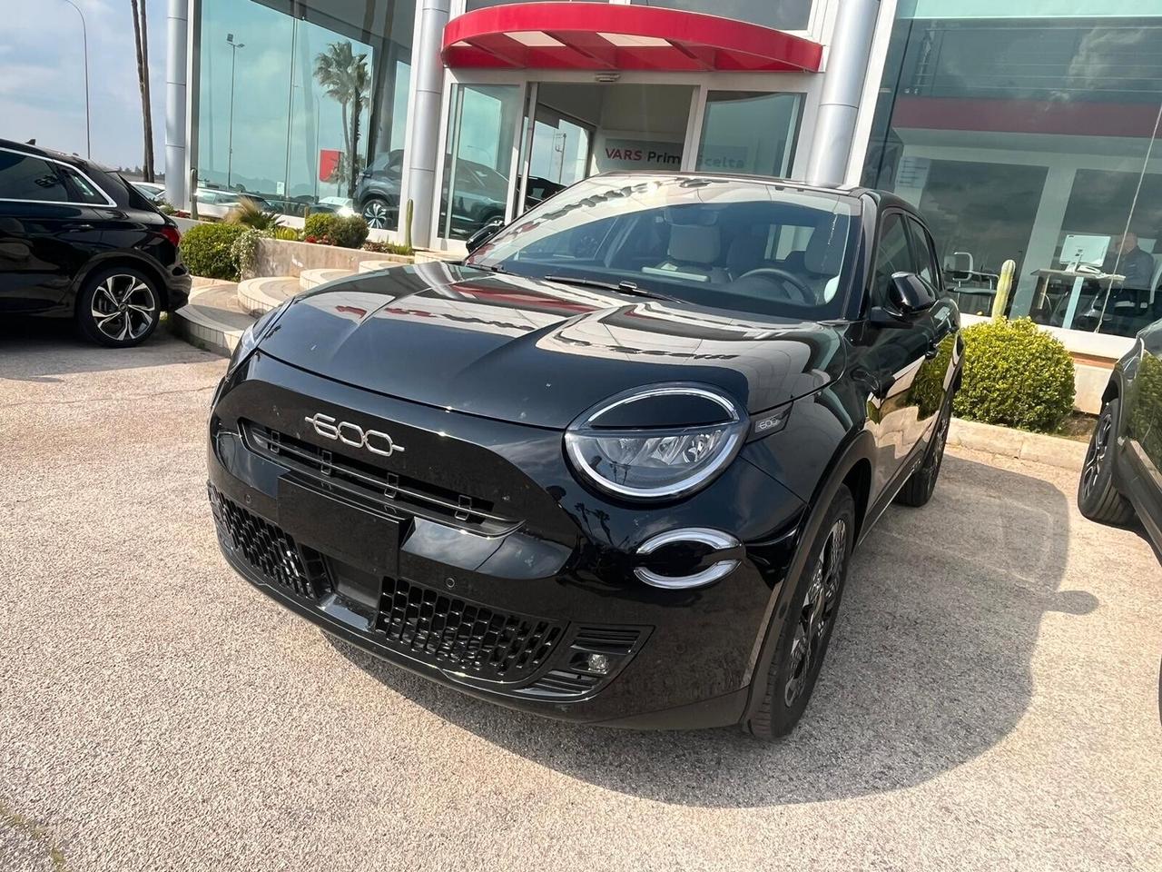 Fiat 600 Hybrid 136 CV DCT MHEV La Prima