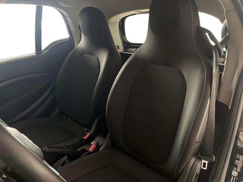 smart fortwo Fortwo 0.9 t Berlin Black Superpassion 90cv twinamic