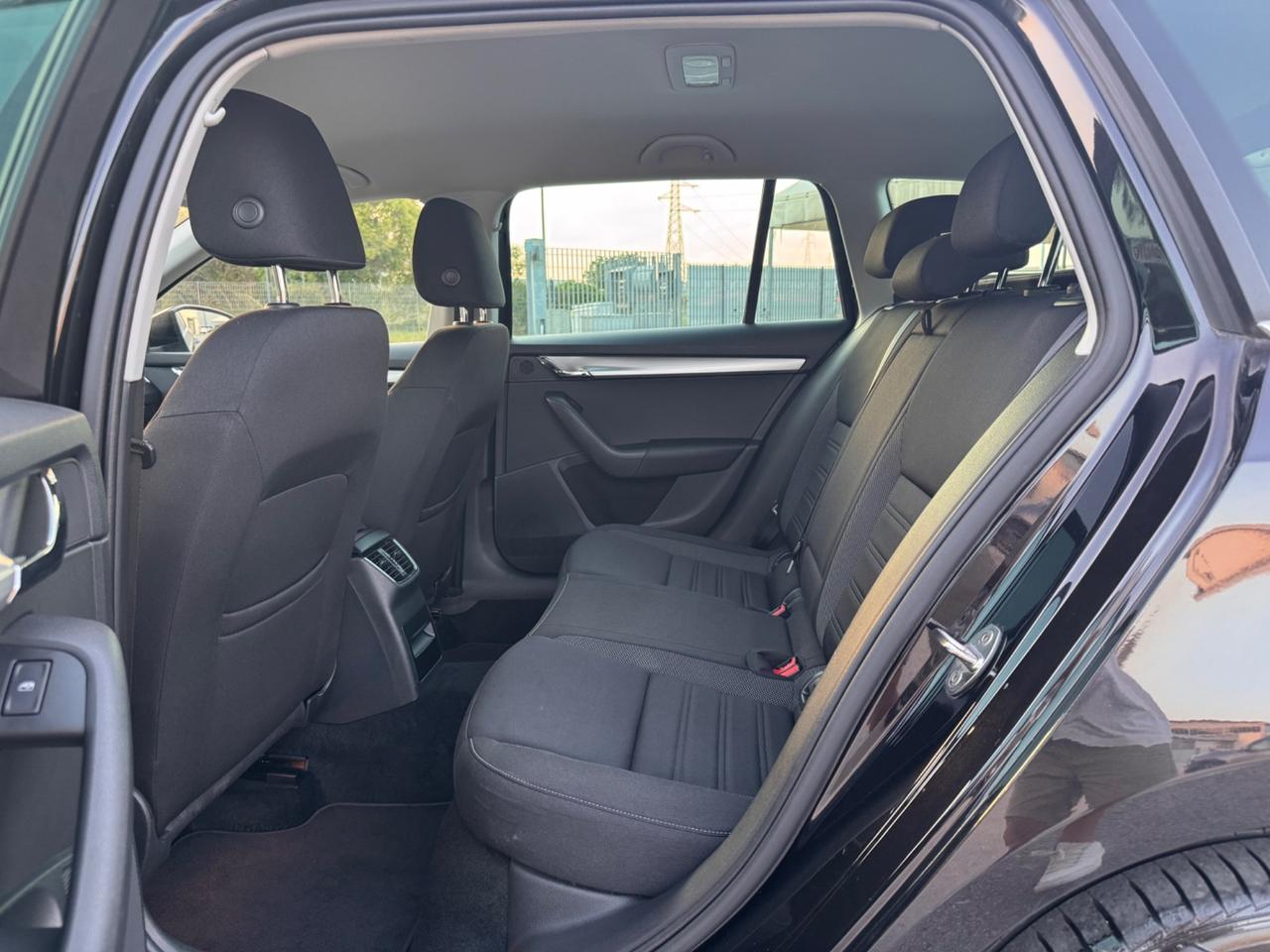 Skoda Octavia 1.5 DSG Wagon Executive G-Tec