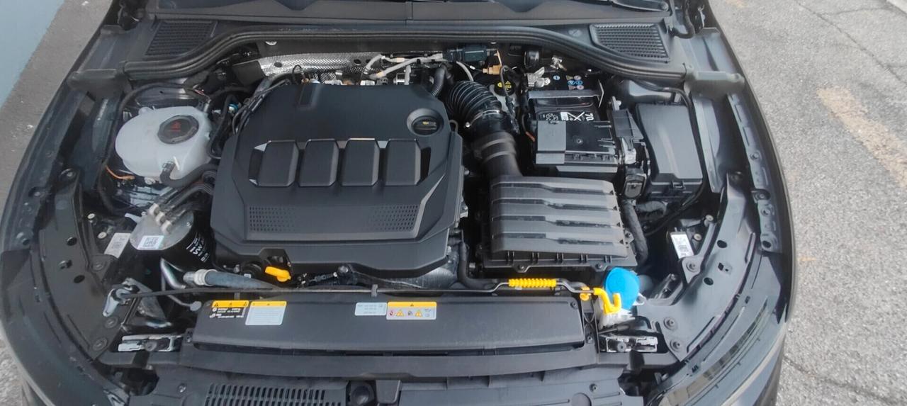 Volkswagen Golf 2.0 TDI 150 CV DSG SCR Style