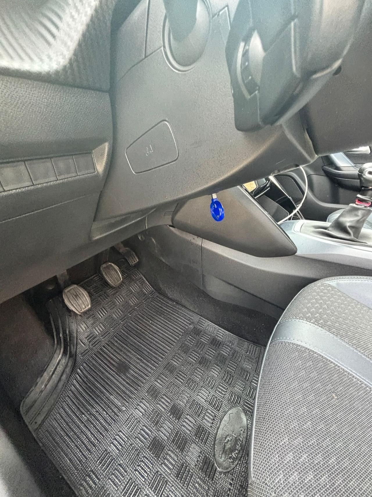 Peugeot 2008 BlueHDi 100 S&S Allure Navi Pack