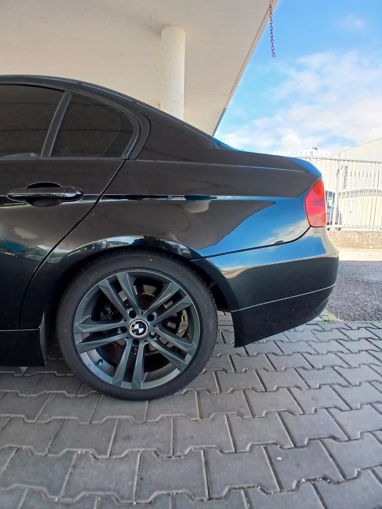 BMW Serie 3 E90 2007 Pronta all’uso