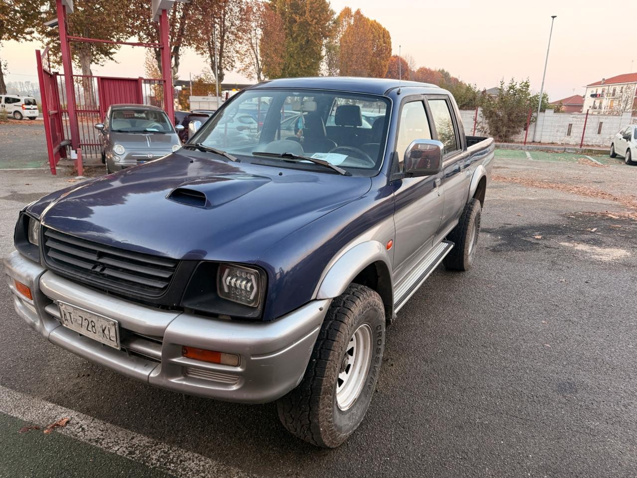 Mitsubishi L200 2.5 TDI 4WD Club Cab Pick-up GLX