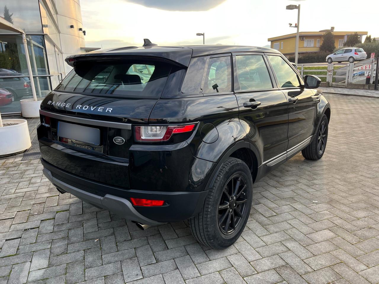 Land Rover Range Evoque 2.0 TD4 150 CV 5p. Pure