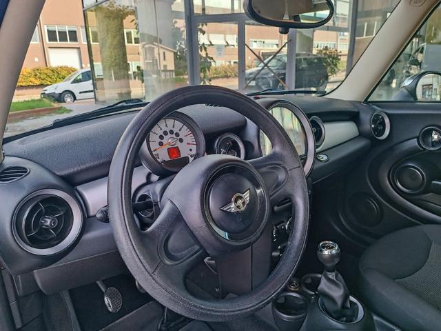 MINI One 1.6 16V One (55kW)