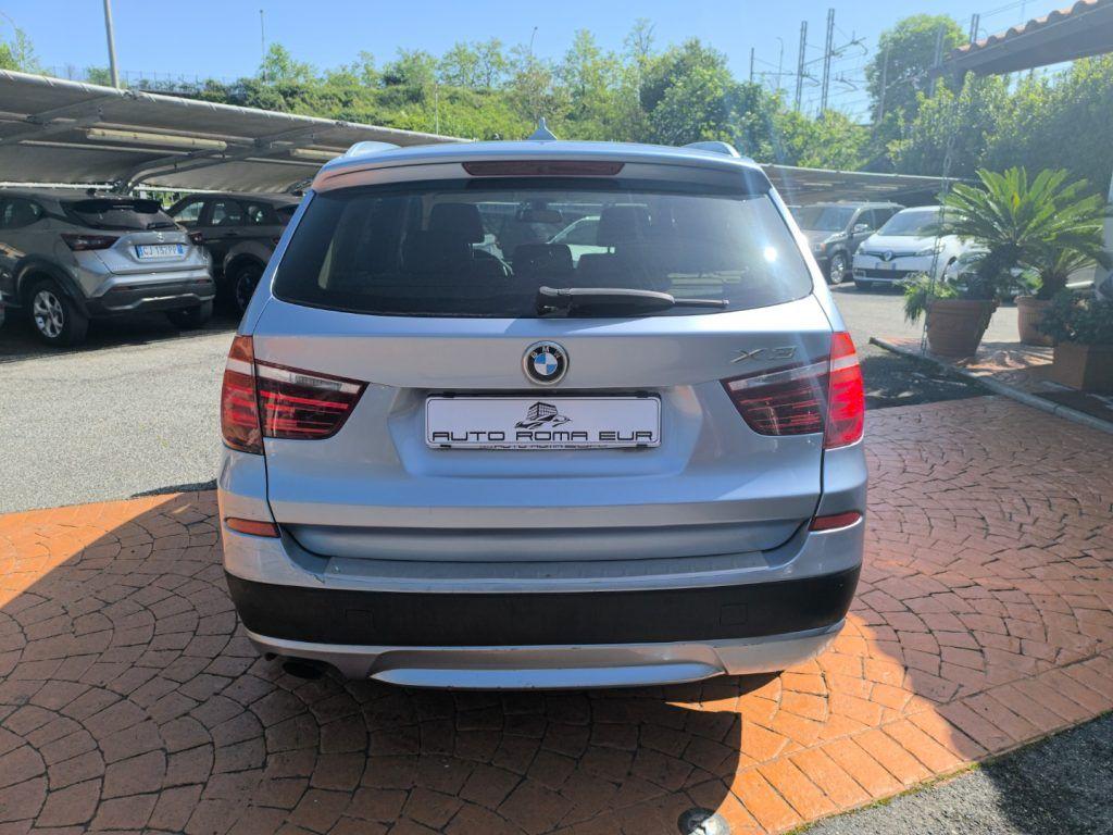 BMW X3 xDrive20d Eletta NAVI! PDC! R17!