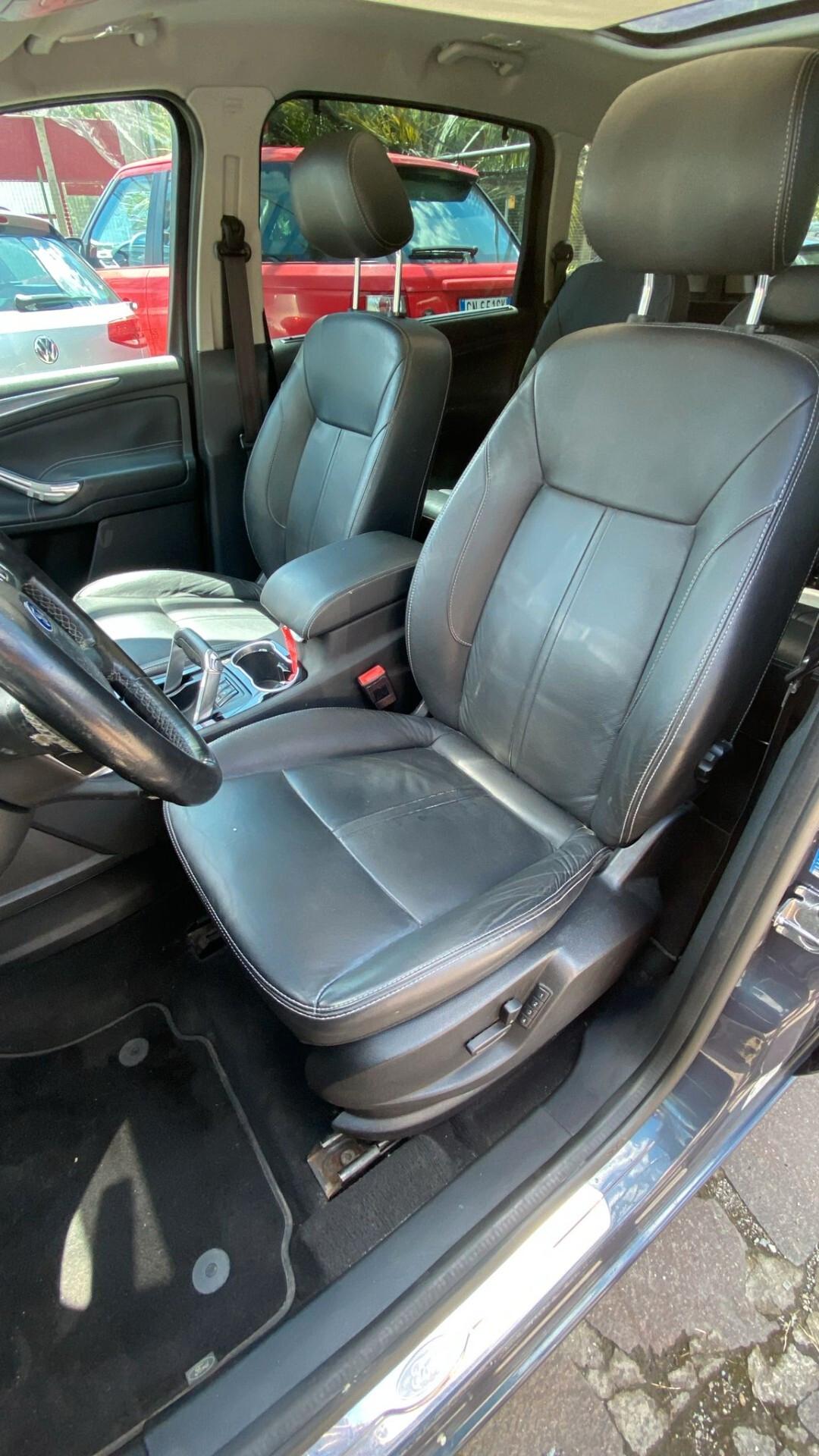 Ford S-Max 2.0 TDCi Titanium 7 POSTI !!!