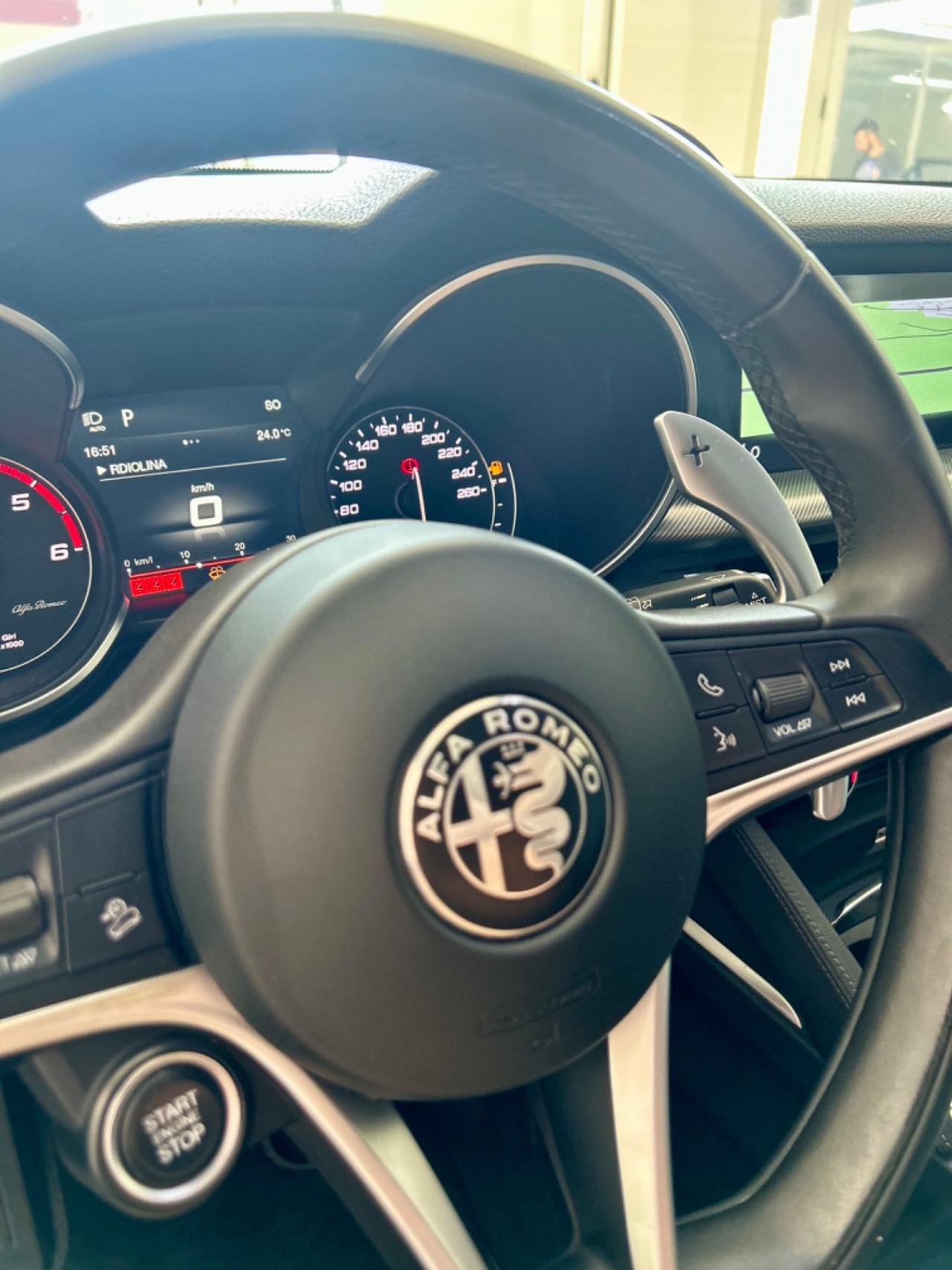 Alfa Romeo Stelvio 2.2 210 CV AT8 Q4 FINANZIABILE