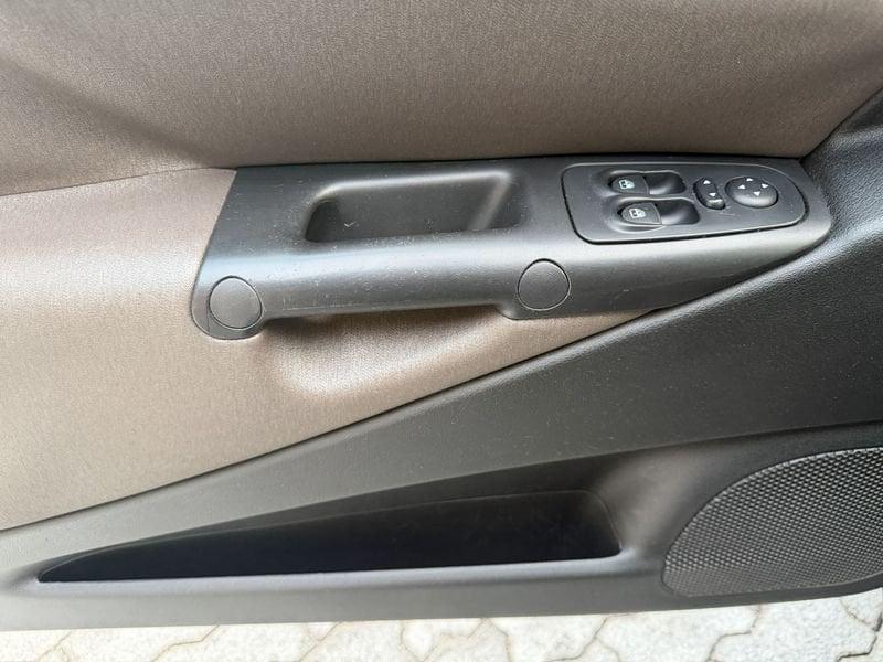 Lancia Ypsilon Ypsilon 1.2 8v ORO IDONEA NEOPATENTATI PRONTA CONSEGNA