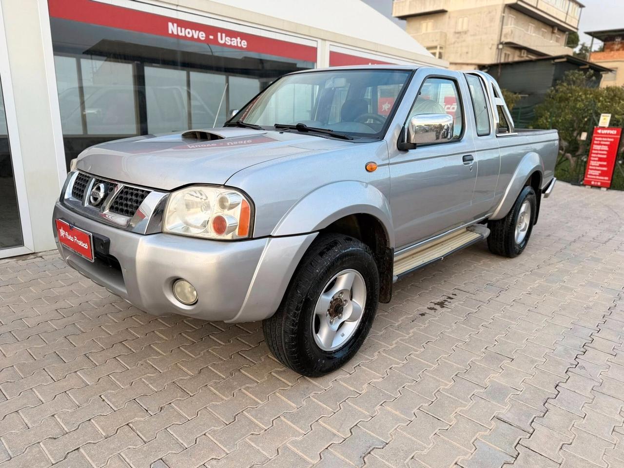 Nissan king cab 2.5 133cv 2 porte