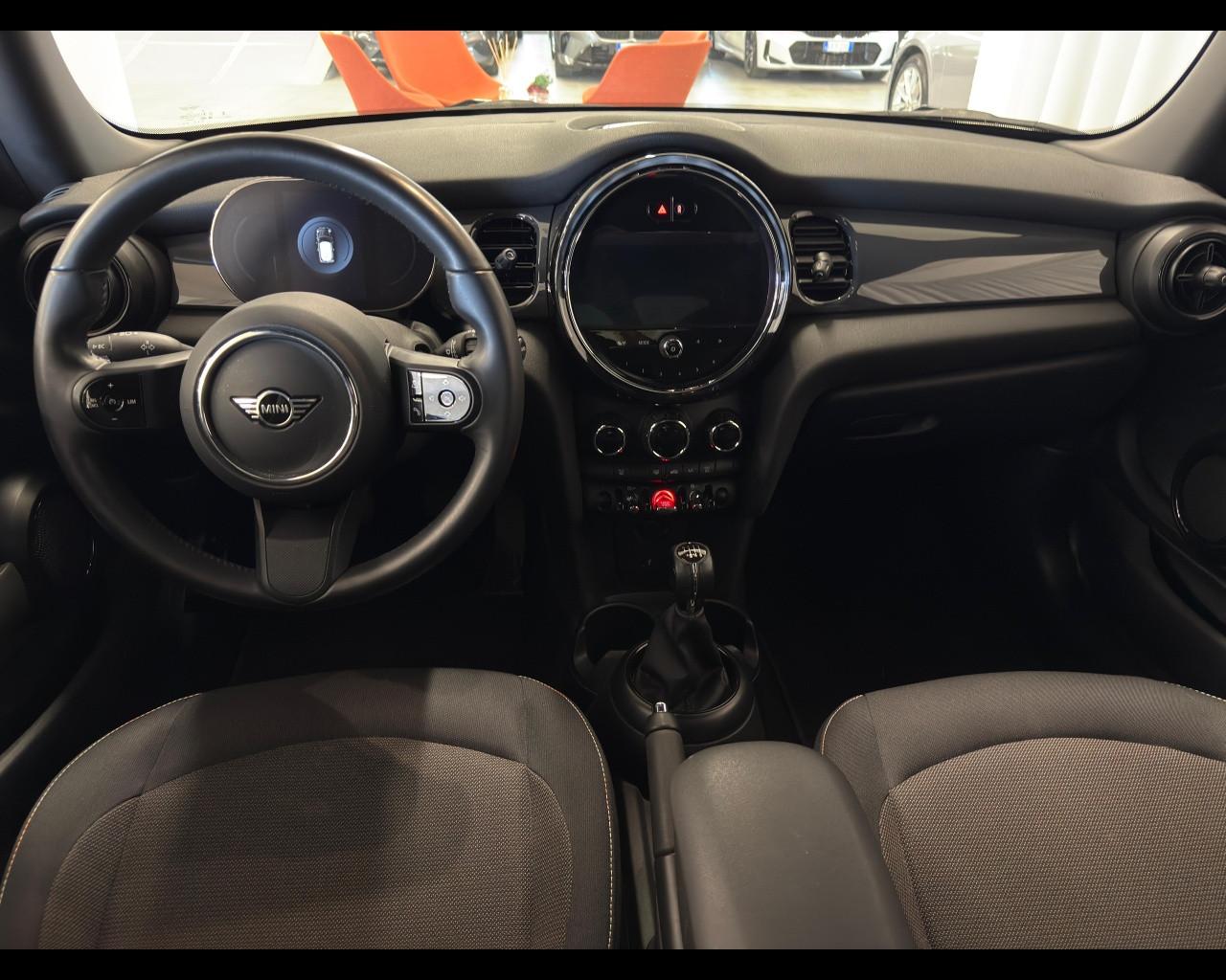 MINI Mini 4ª serie (F56) - Mini 1.5 Cooper Essential