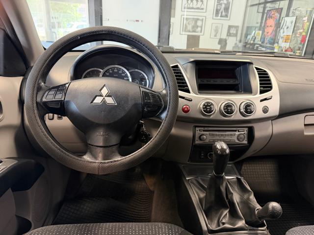 MITSUBISHI L200 2.5 DI-D/136CV Double Cab Invite