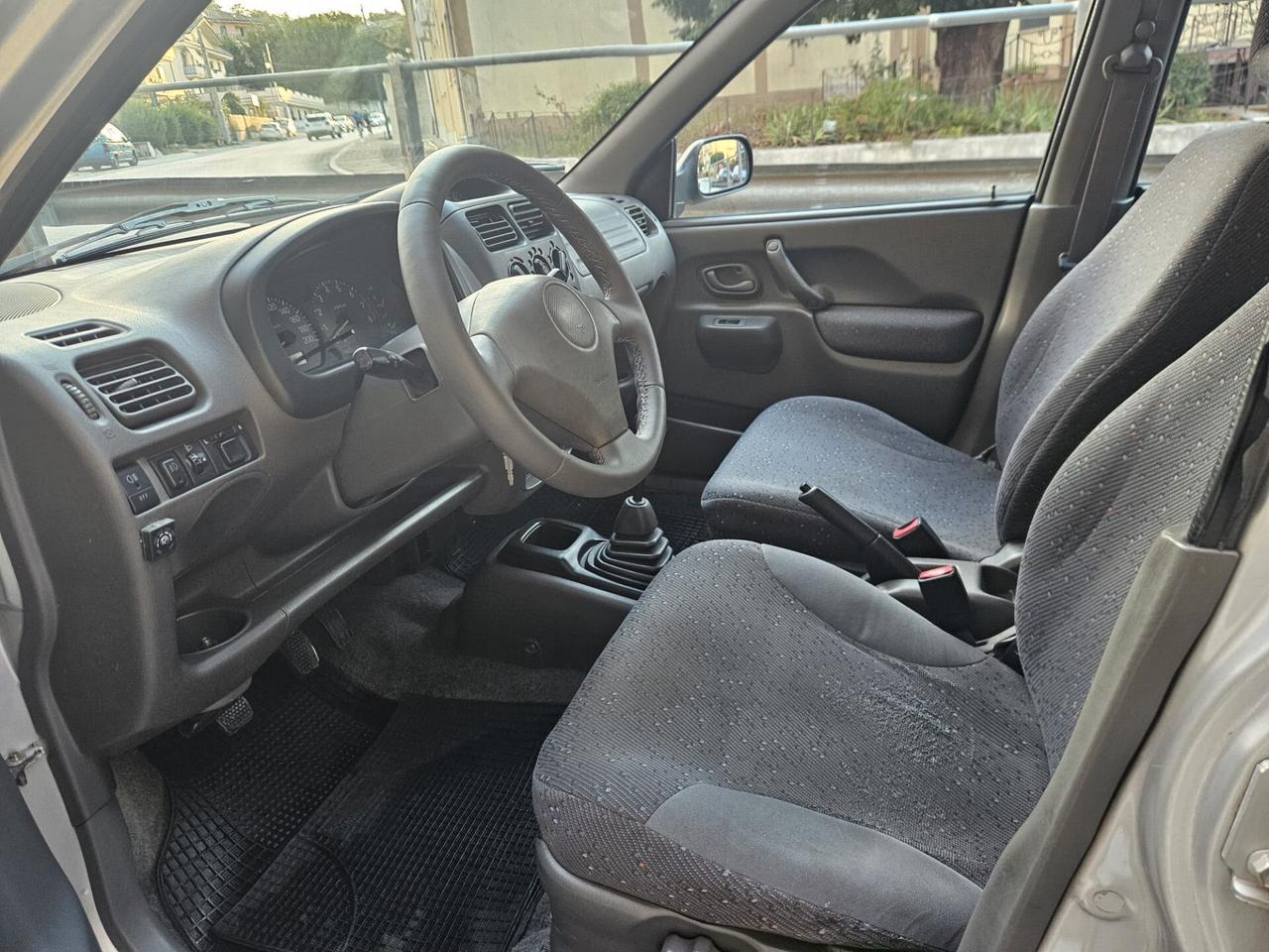 Suzuki Ignis 1.3i 16V cat 4WD GPL
