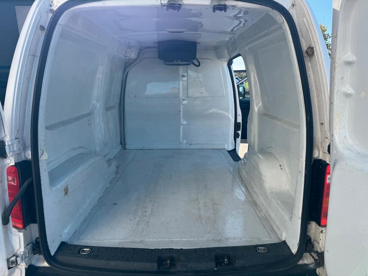 Volkswagen Caddy MAXI 1.4 TGI Frigo COIBENTATO