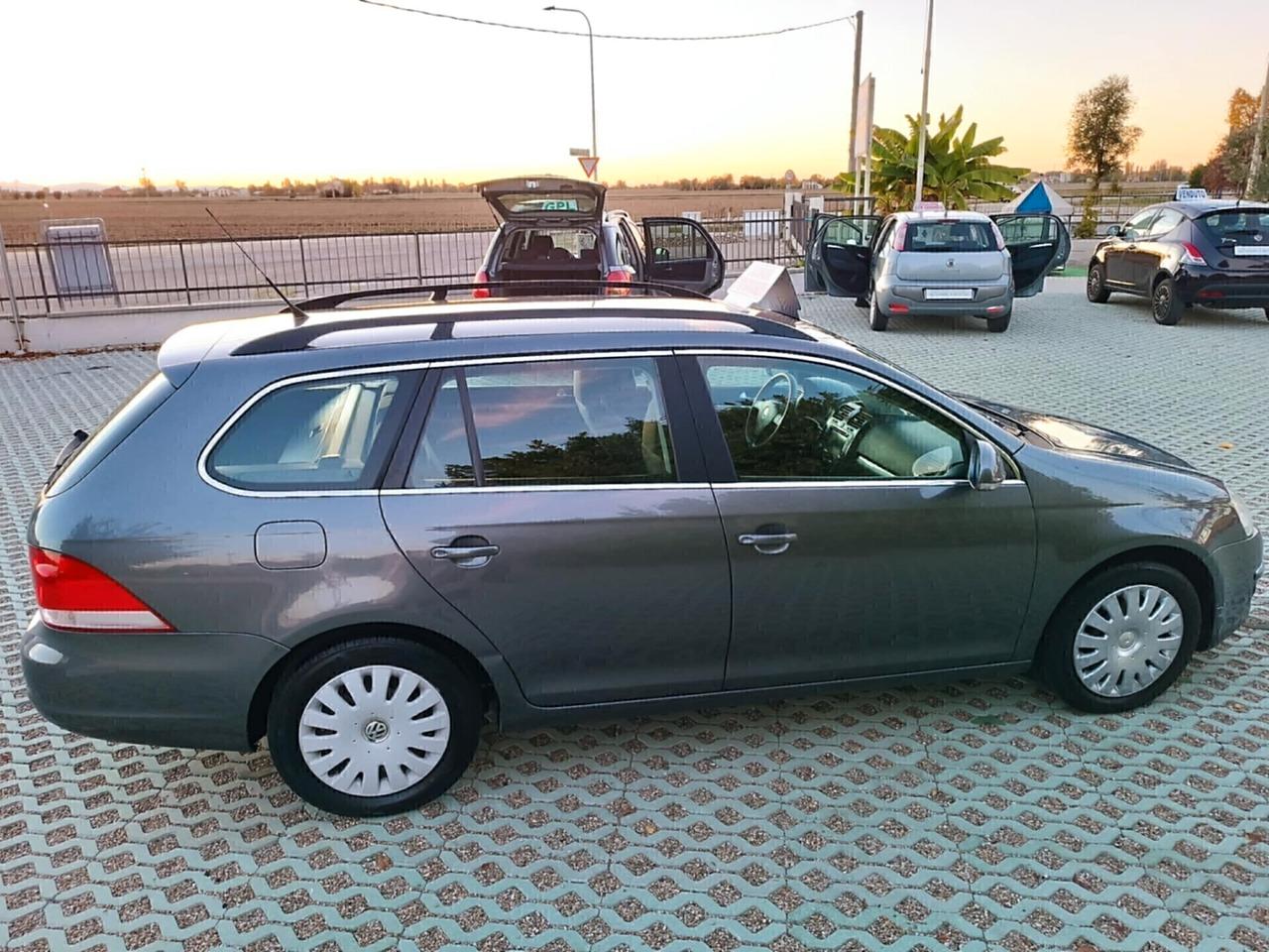 Volkswagen Golf 5 Var. 1.9 TDI Comfortline