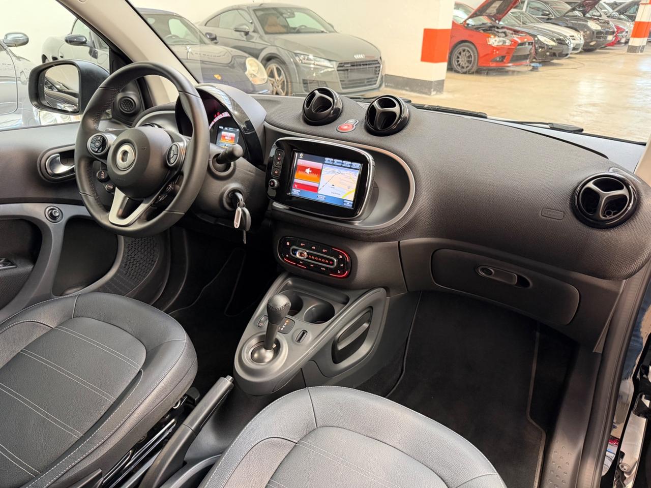 Smart ForTwo TAGLIANDI MERCEDES-PARI AL NUOVO-SCHERMO
