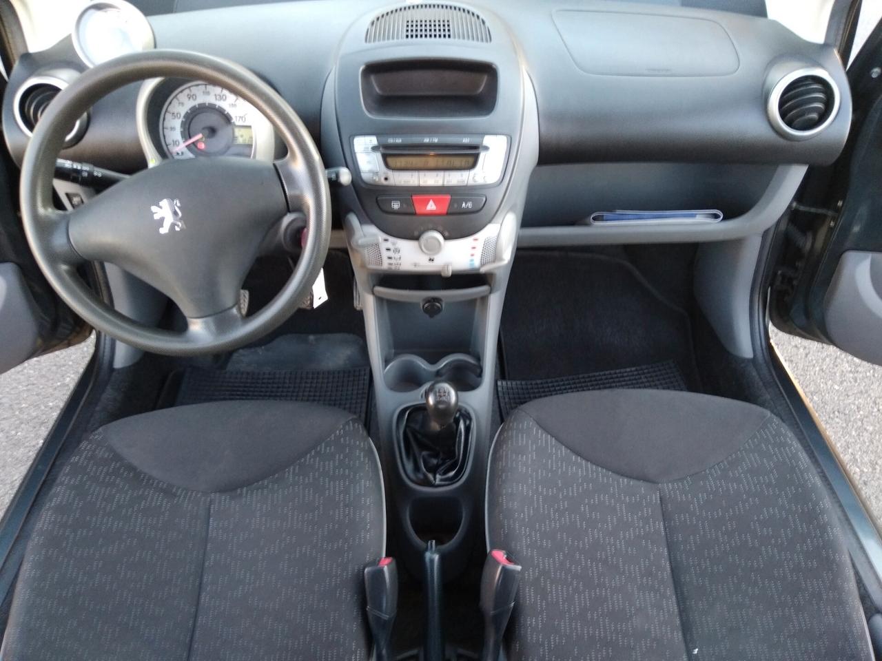 Peugeot 107 1.0 68CV 5p. Allure x neopatentati
