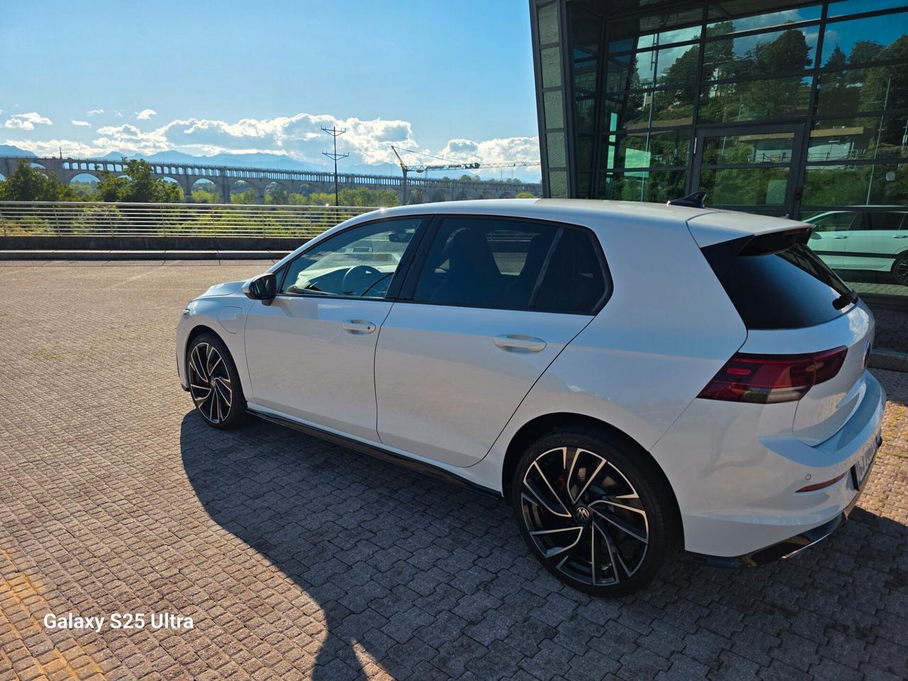 Volkswagen Golf GTE HYBRID elettrica/benzina