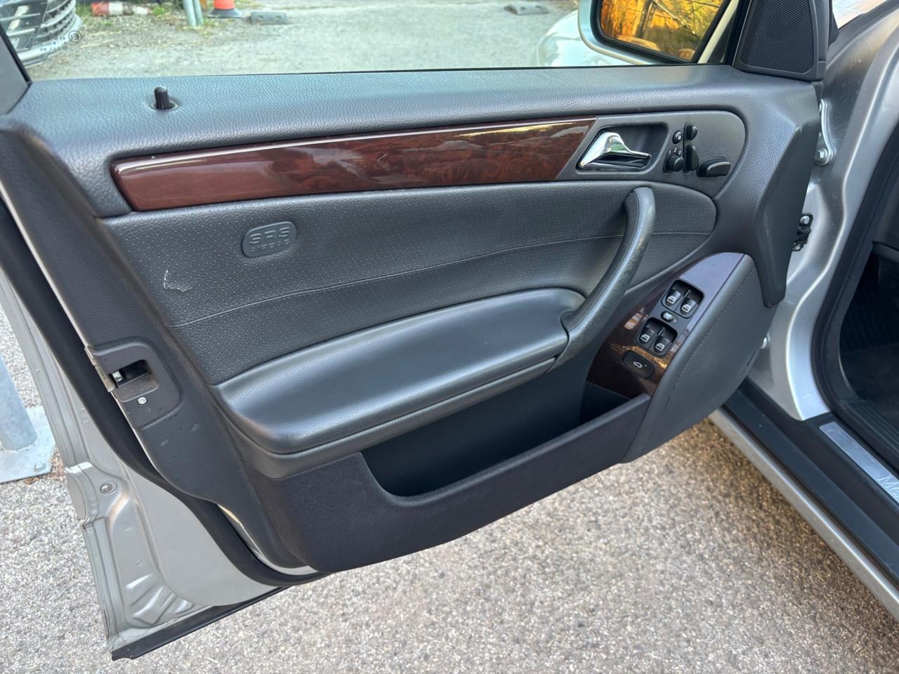 Mercedes-benz C270 C 270 cdi berlina Elegance