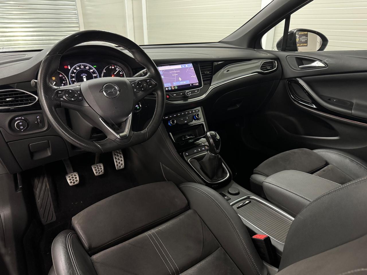 Opel Astra SPORT TOURER