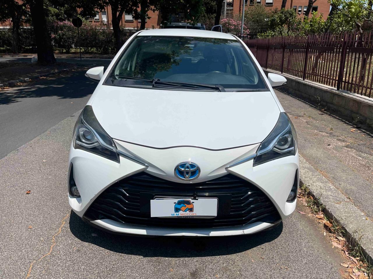 Toyota Yaris 1.5 Hybrid 5 porte Style NEOPATENTATI Cool Lounge my18