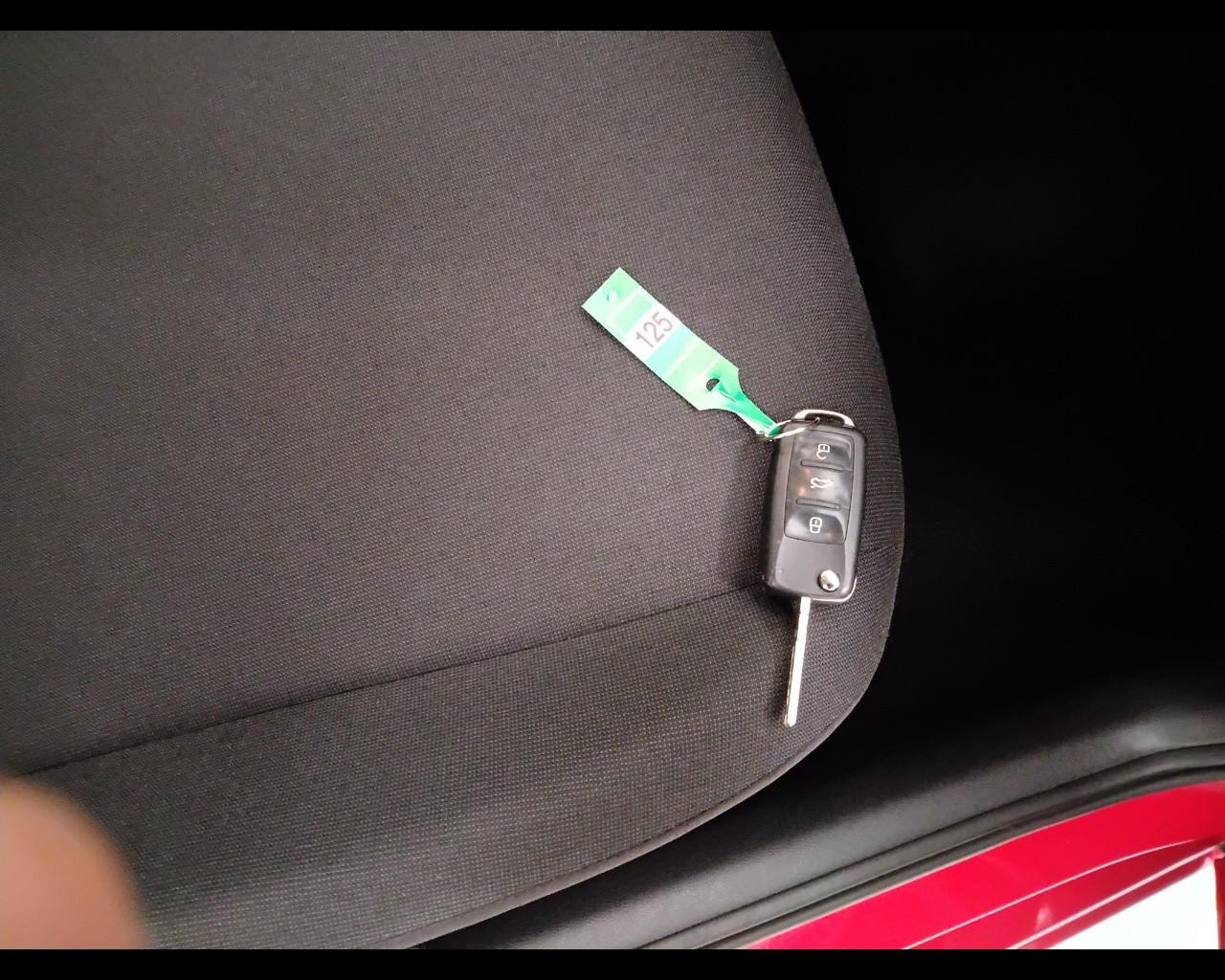 VOLKSWAGEN up! 5p 2017 - up! 5p 1.0 eco up! Move up! 68cv my20