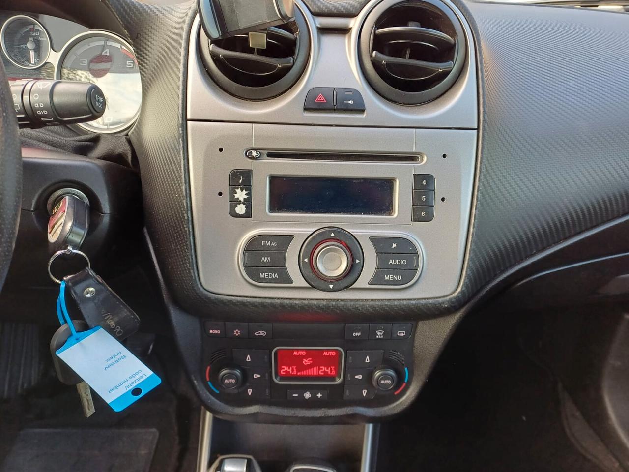 Alfa Romeo MiTo 1.3 JTDm-2 95 CV S&S Distinctive Sport Pack