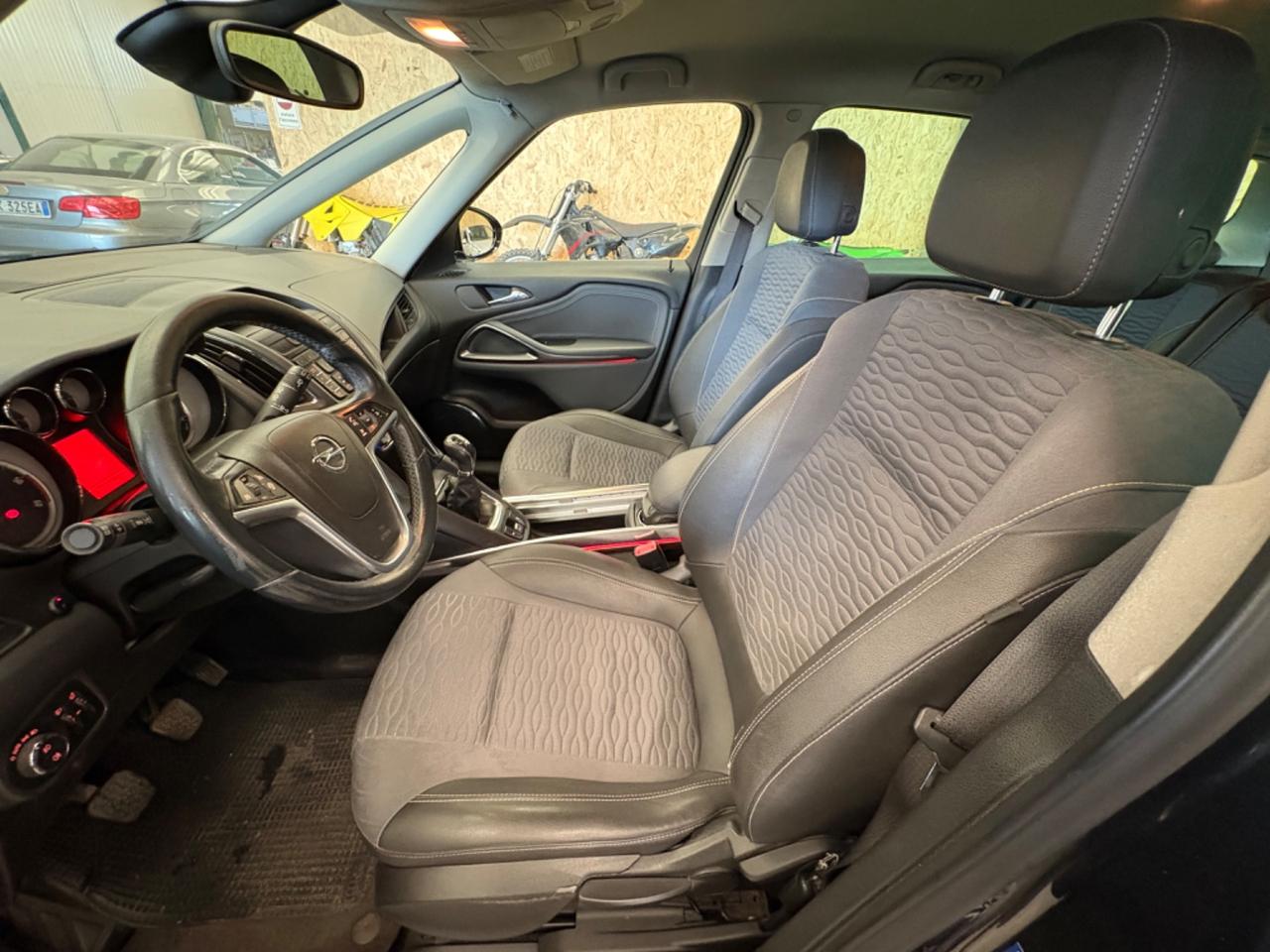 Opel Zafira Tourer 2.0 CDTi 130CV 7 Posti