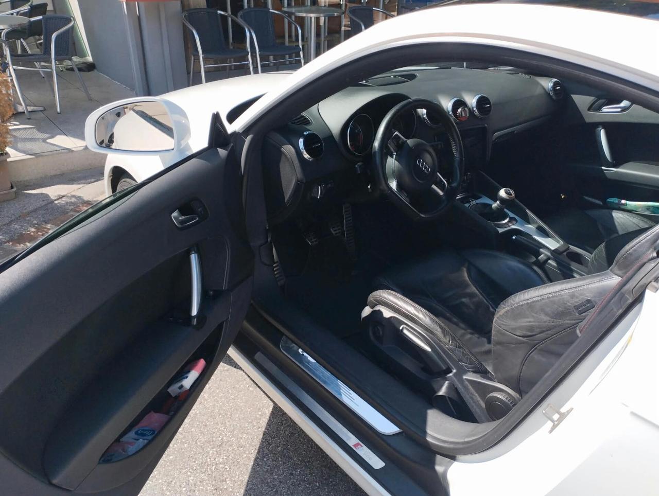 Audi TT Coupé