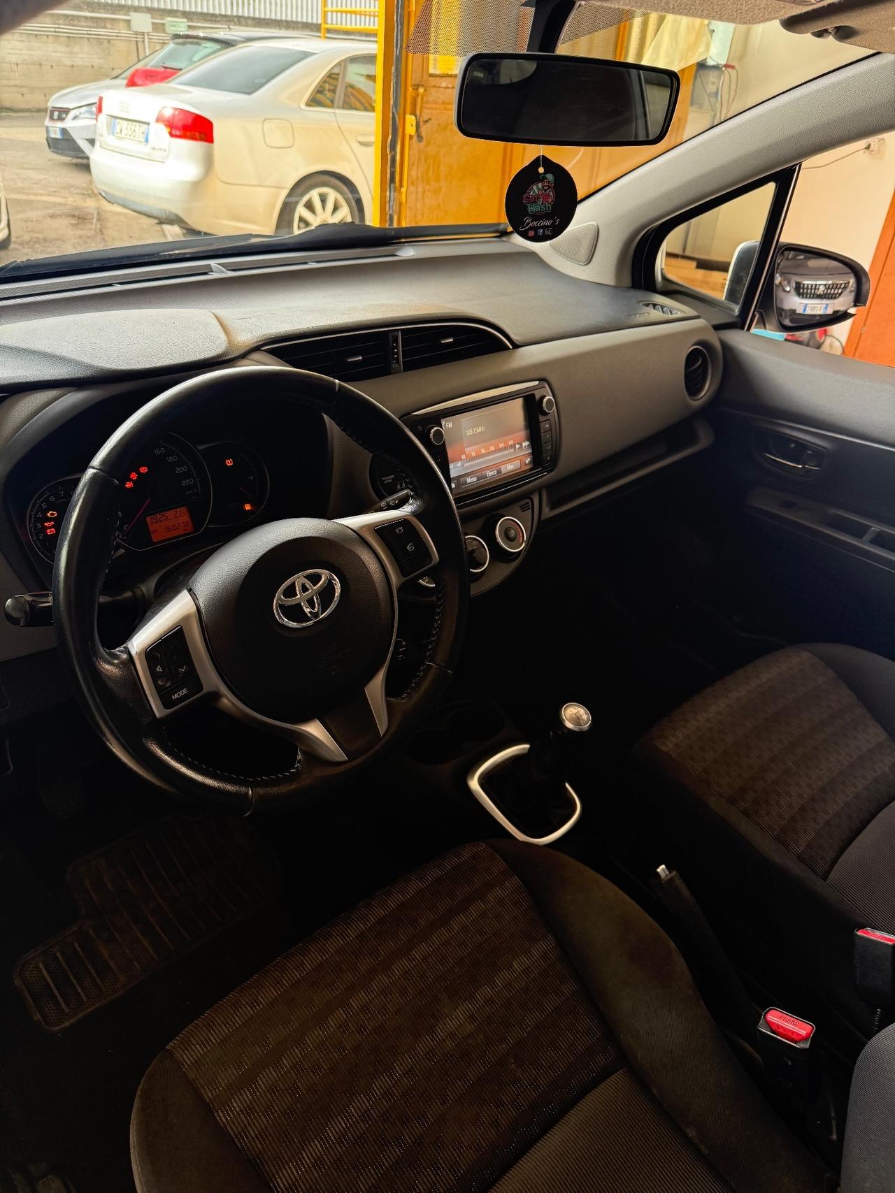 Toyota Yaris 2016 1.0 5 porte