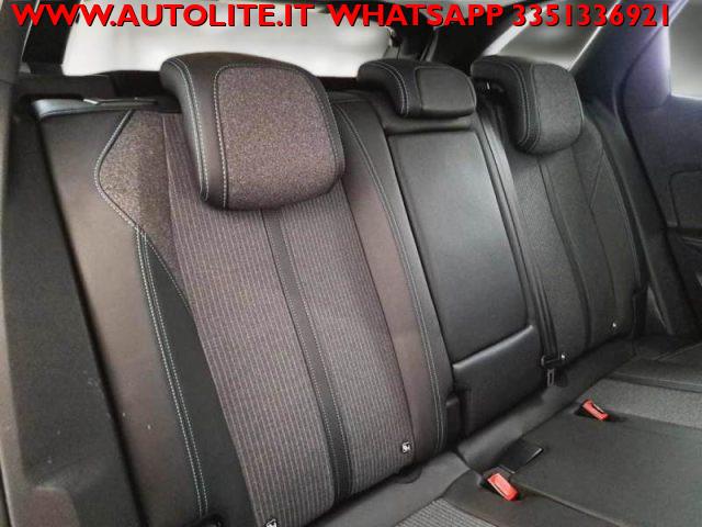 PEUGEOT 3008 PureTech Turbo 130 S&S EAT8 Allure