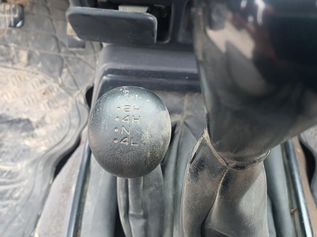 Nissan Navara (D22) 2.5 TD 133CV 4WD Cab. Singola