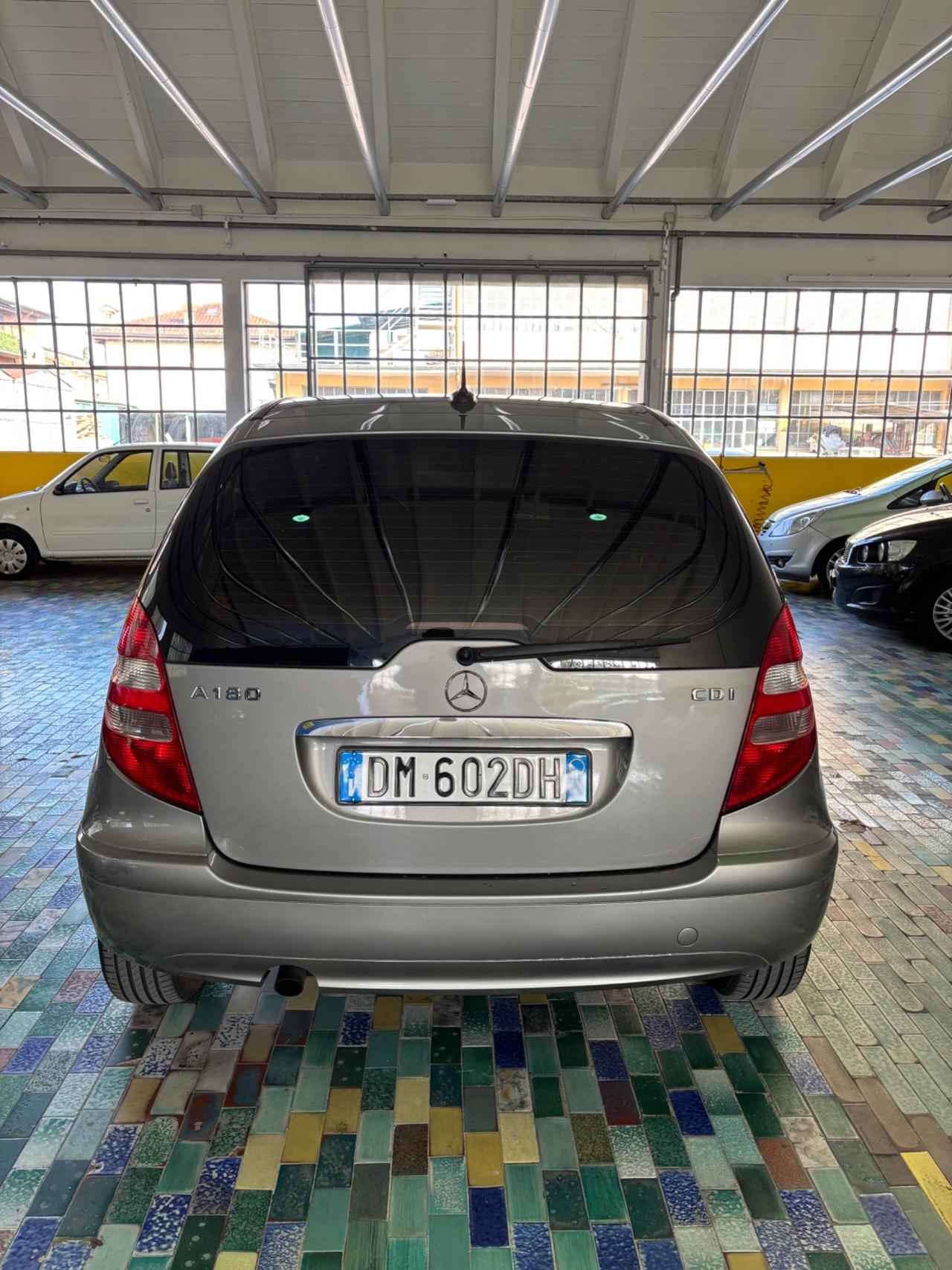 Mercedes-benz A 180 CDI FRIZIONE E VOLANO NUOVI