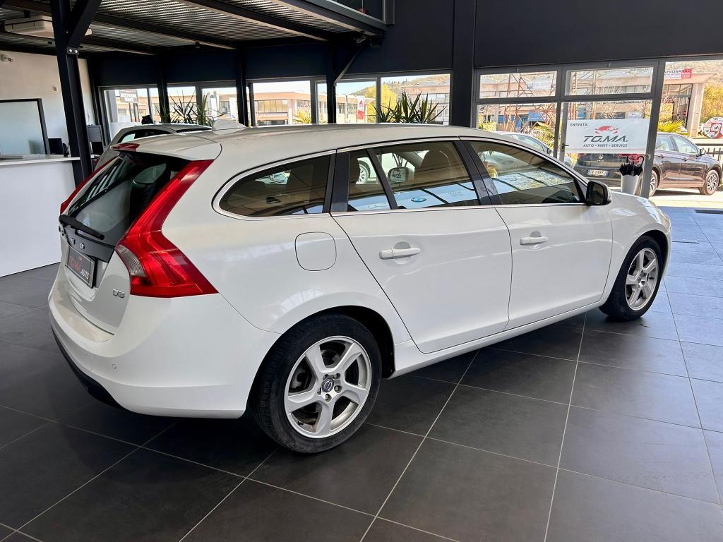 Volvo V60 2.0 d3 Momentum