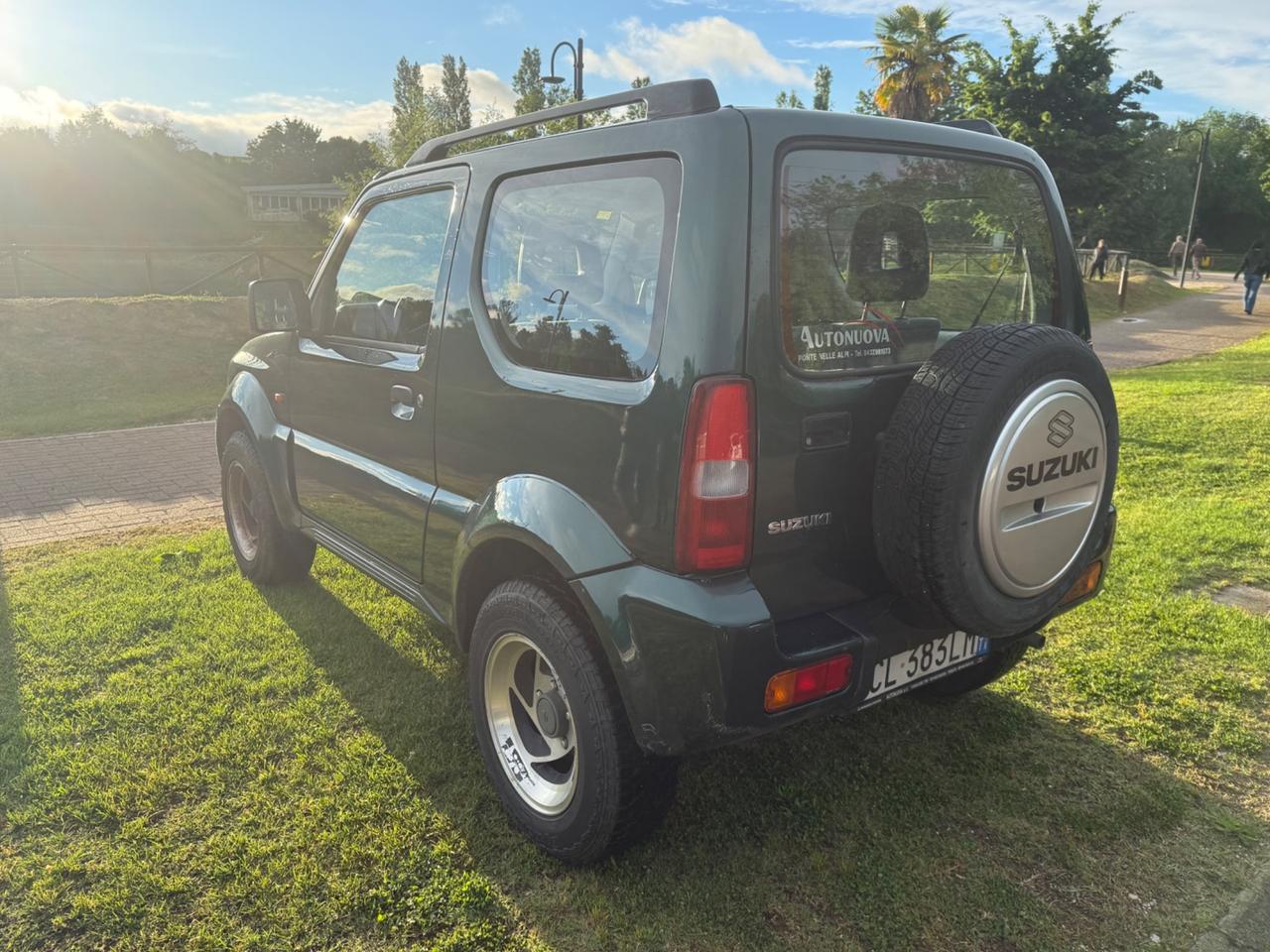 Suzuki Jimny 1.3i 16V cat 4WD JLX Mode