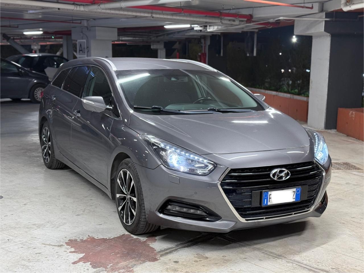 Hyundai i40 Wagon 1.6 CRDi DCT - NAVIG - TELE PARK