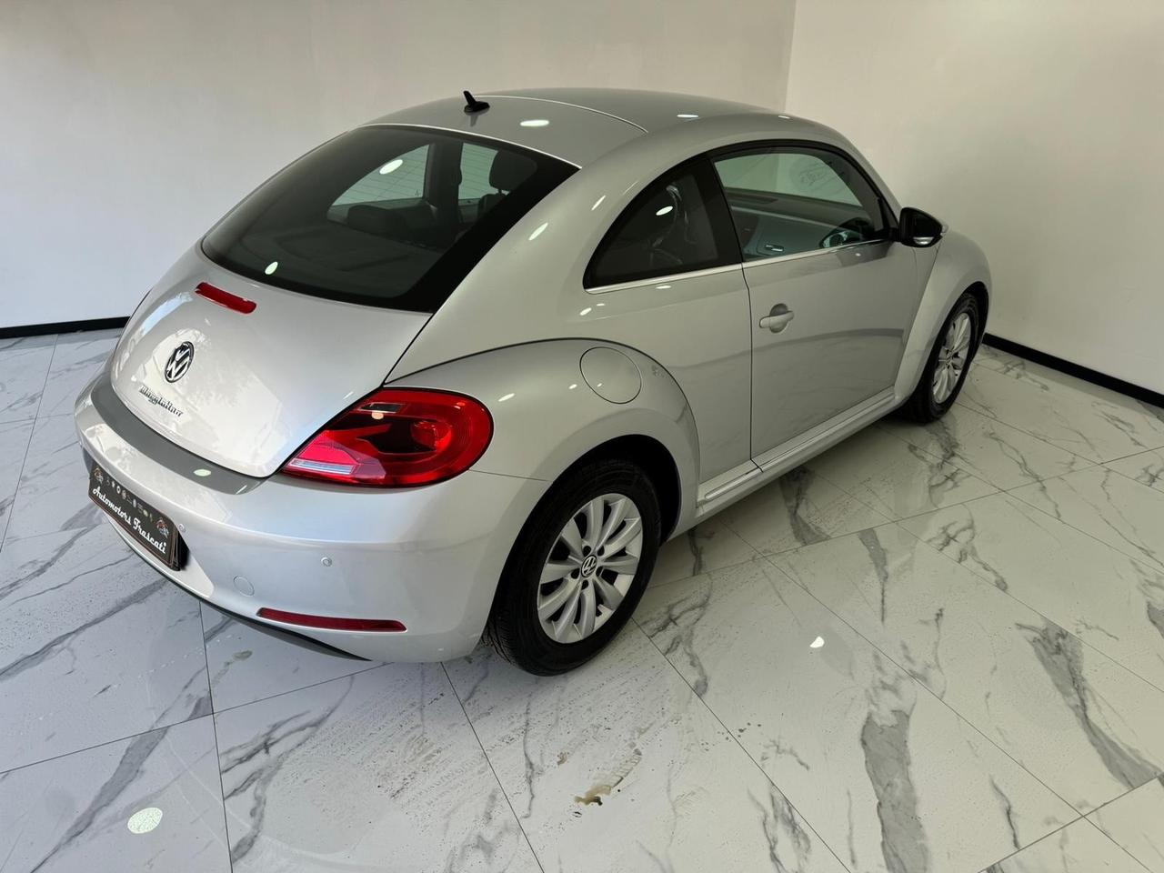 Volkswagen Maggiolino 1.6 TDI- UNICOPROPRIETARIO-TAGLIANDI VW-2012