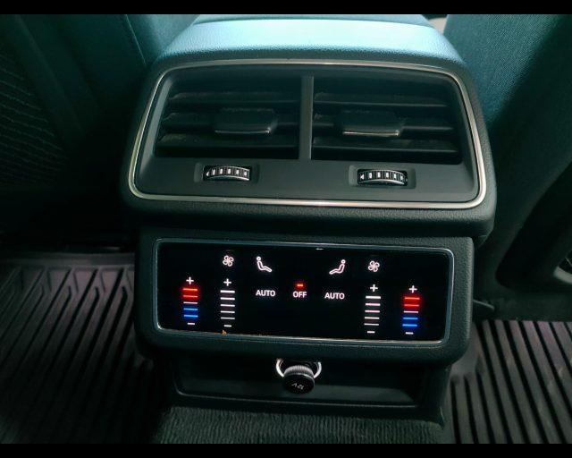 AUDI A6 Avant 40 2.0 tdi mhev Business Sport s-tronic