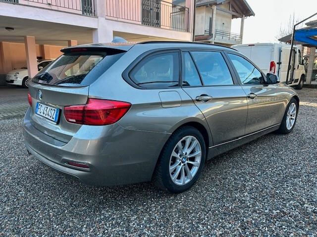 Bmw 320 320d xDrive Touring Sport