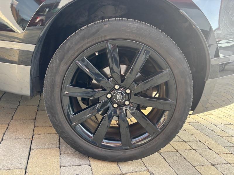 Land Rover Range Rover Velar 2.0d i4 R-Dynamic 240cv auto FULL LED-TETTO-NAVI-21"