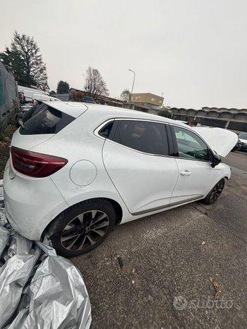 Renault Clio TCe 90 CV 5 Porte Techno - 2023