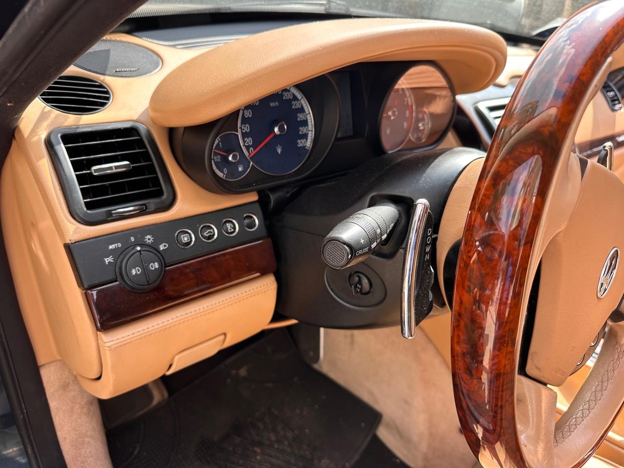 Maserati Quattroporte 4.2 V8