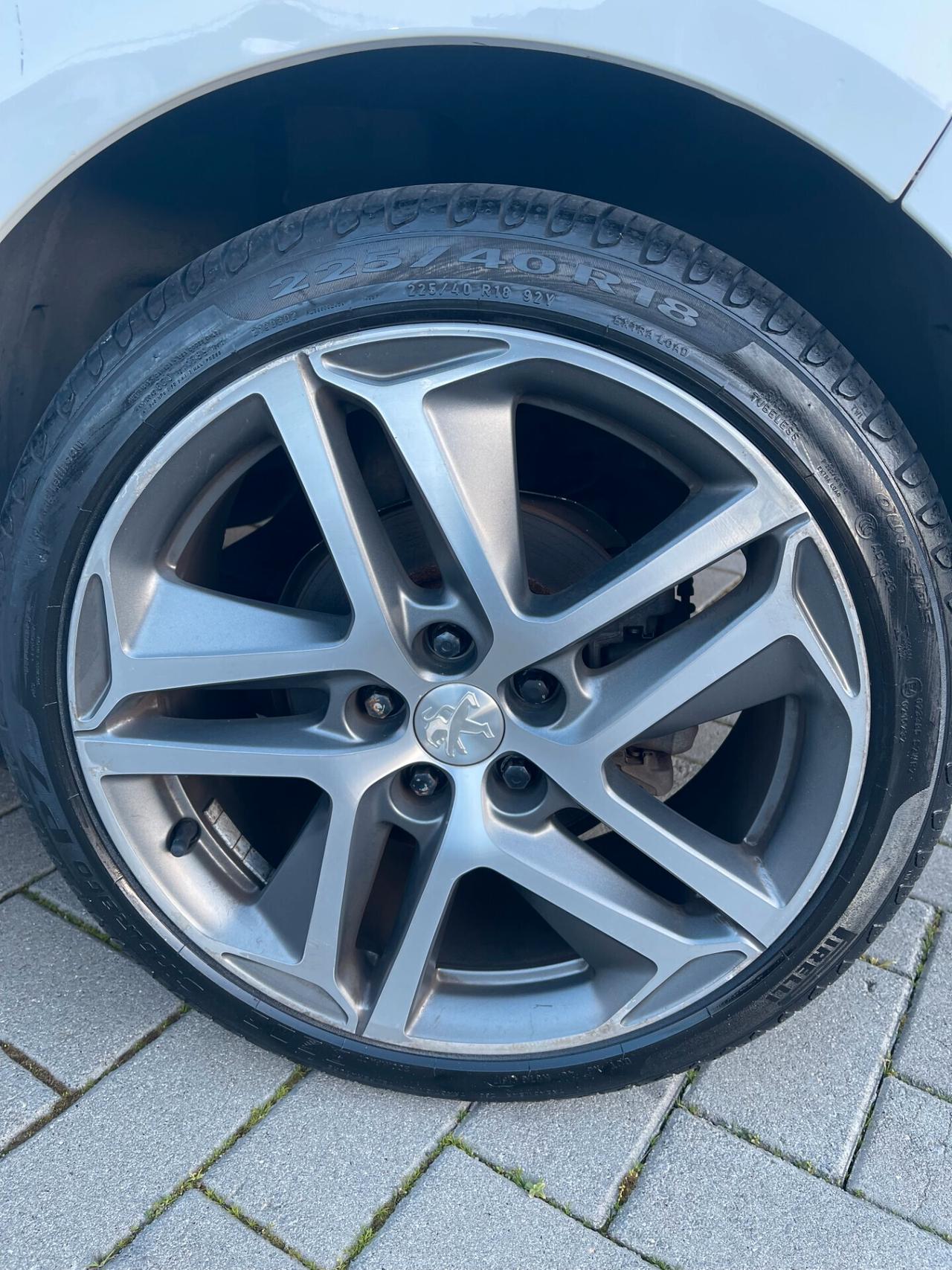 Peugeot 308 BlueHDi 120 S&S Allure Automatica