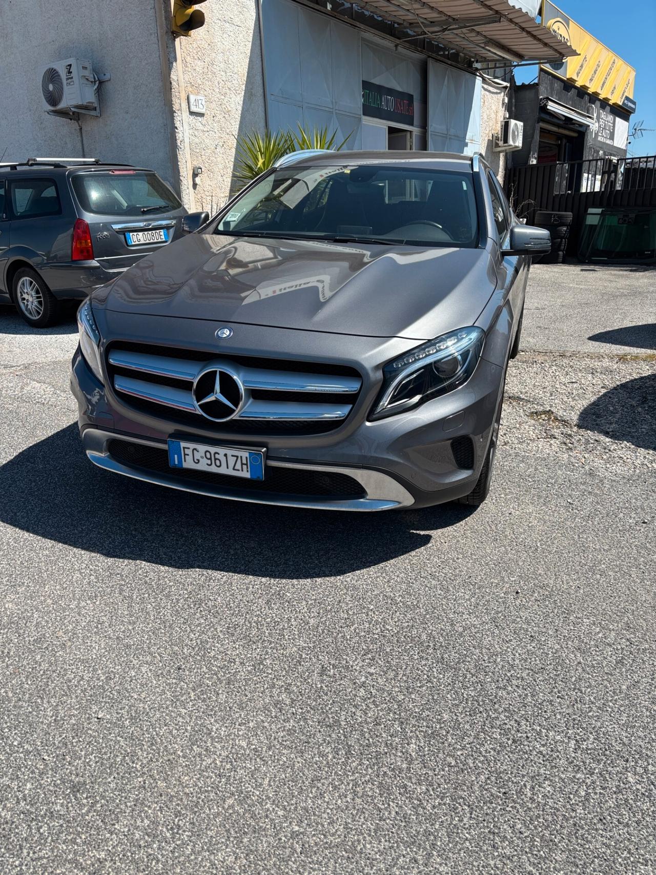Mercedes-benz GLA 200 d Automatic Premium