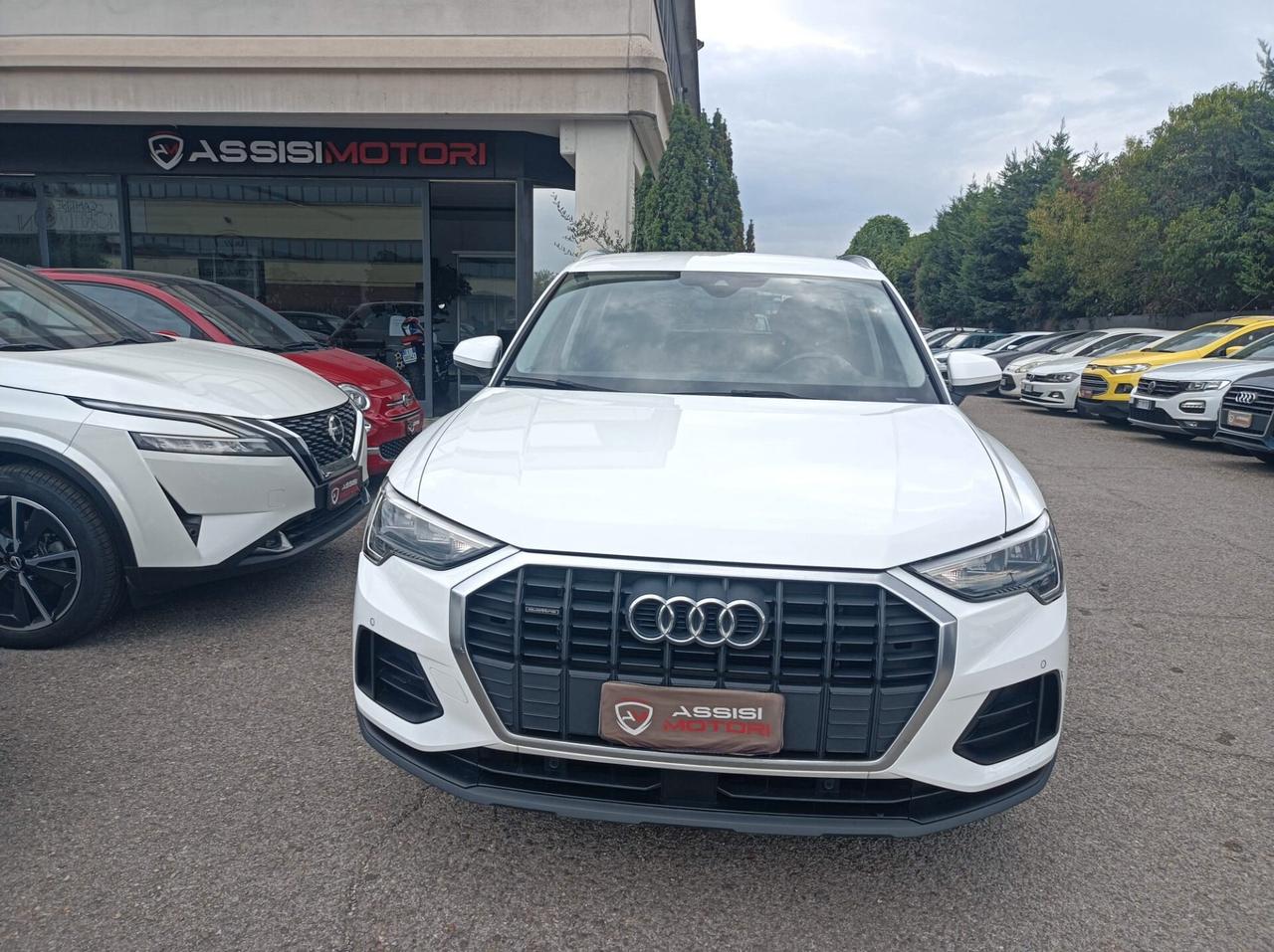 Audi Q3 40 TDI quattro S tronic Business Advanced