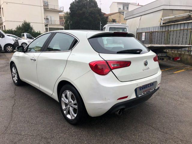 ALFA ROMEO Giulietta 1.6 JTDm-2 105 CV Distinctive